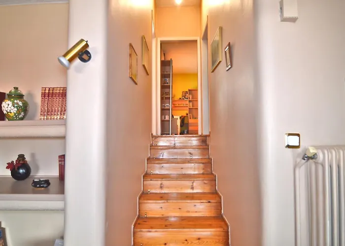 Eva View 卡斯托里亚